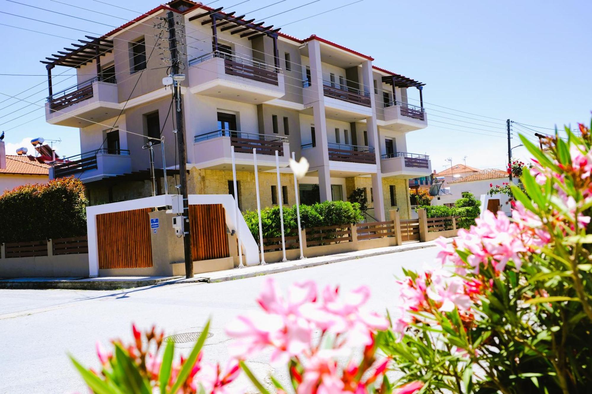 Mediterranean Holidays Иериссос Экстерьер фото